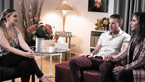 A psychologist is drilling the spouse of a chocolate-colored-haired